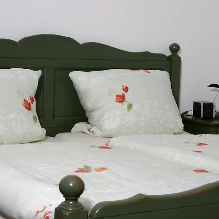 Bed & Breakfast Weingut Herbert Kram 3*